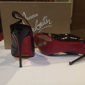 Patent leather 5 1/2 inch Christian Louboutin